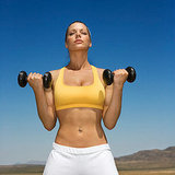 4 Features Your Sports Bra Must Have (From Oprah’s “Bra Whisperer”)